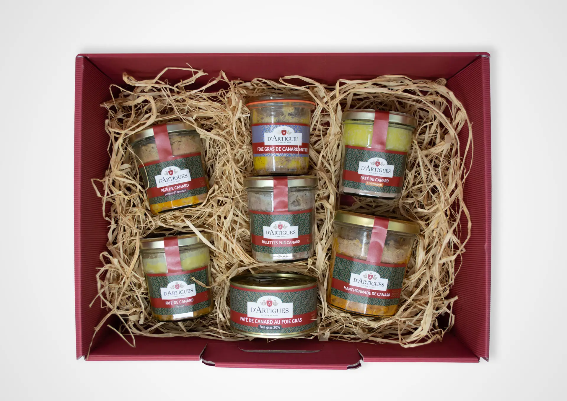 Coffret ouvert de produits de la société d'Artigues