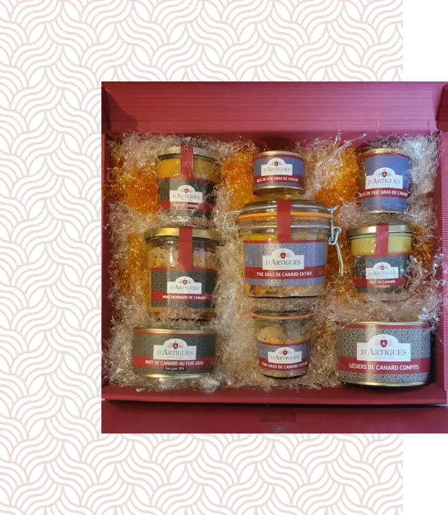 Coffret ouvert de produits de la société d'Artigues